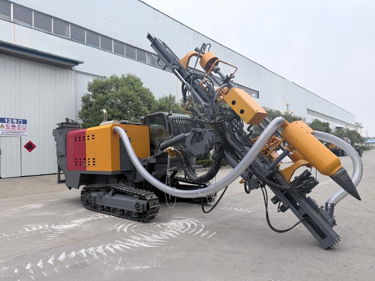 Integrated automatic rod changing for open-pit mine down the hole drilling rig